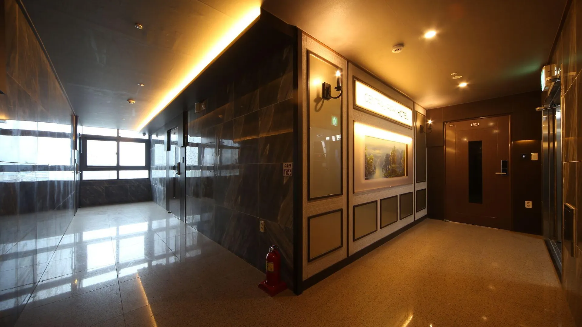Central Park Hotel Pusan 3*,