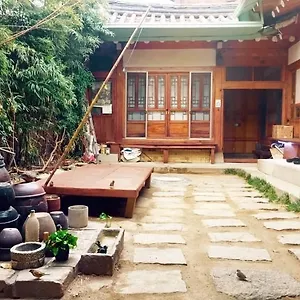 Guest house Gongsimga Hanok