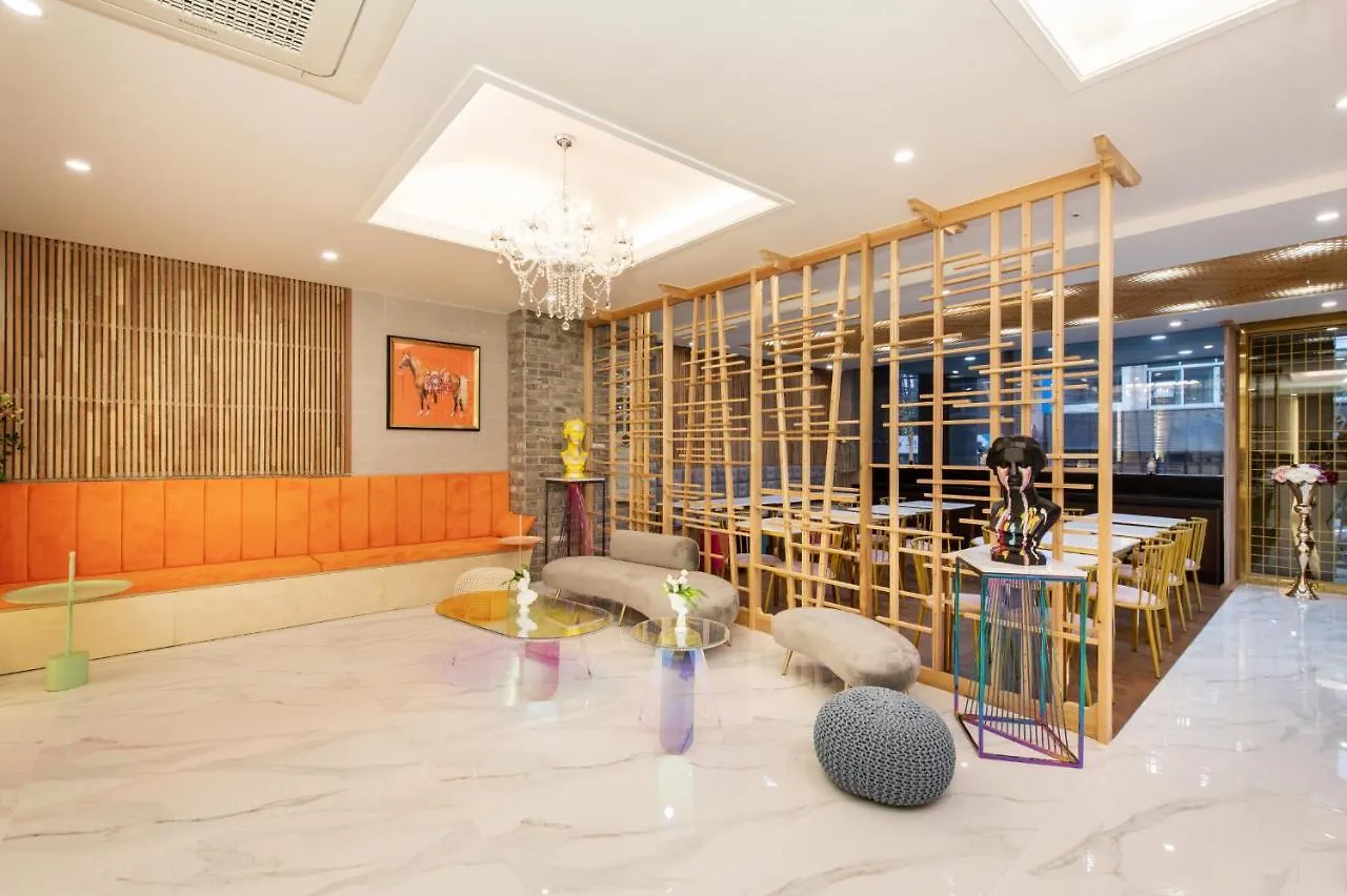 Central Park Hotel Busan 3*,