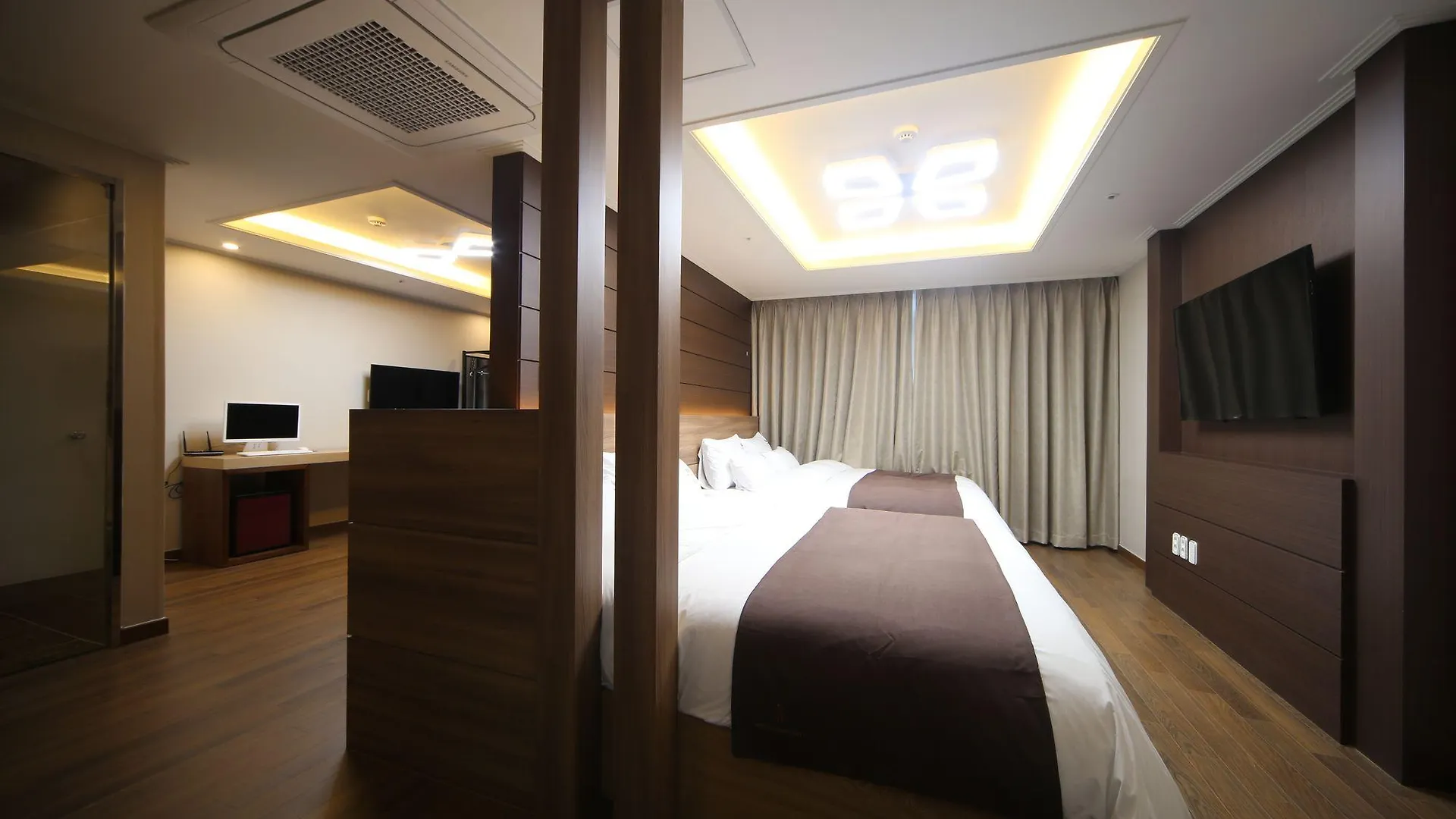 Central Park Hotel Busan