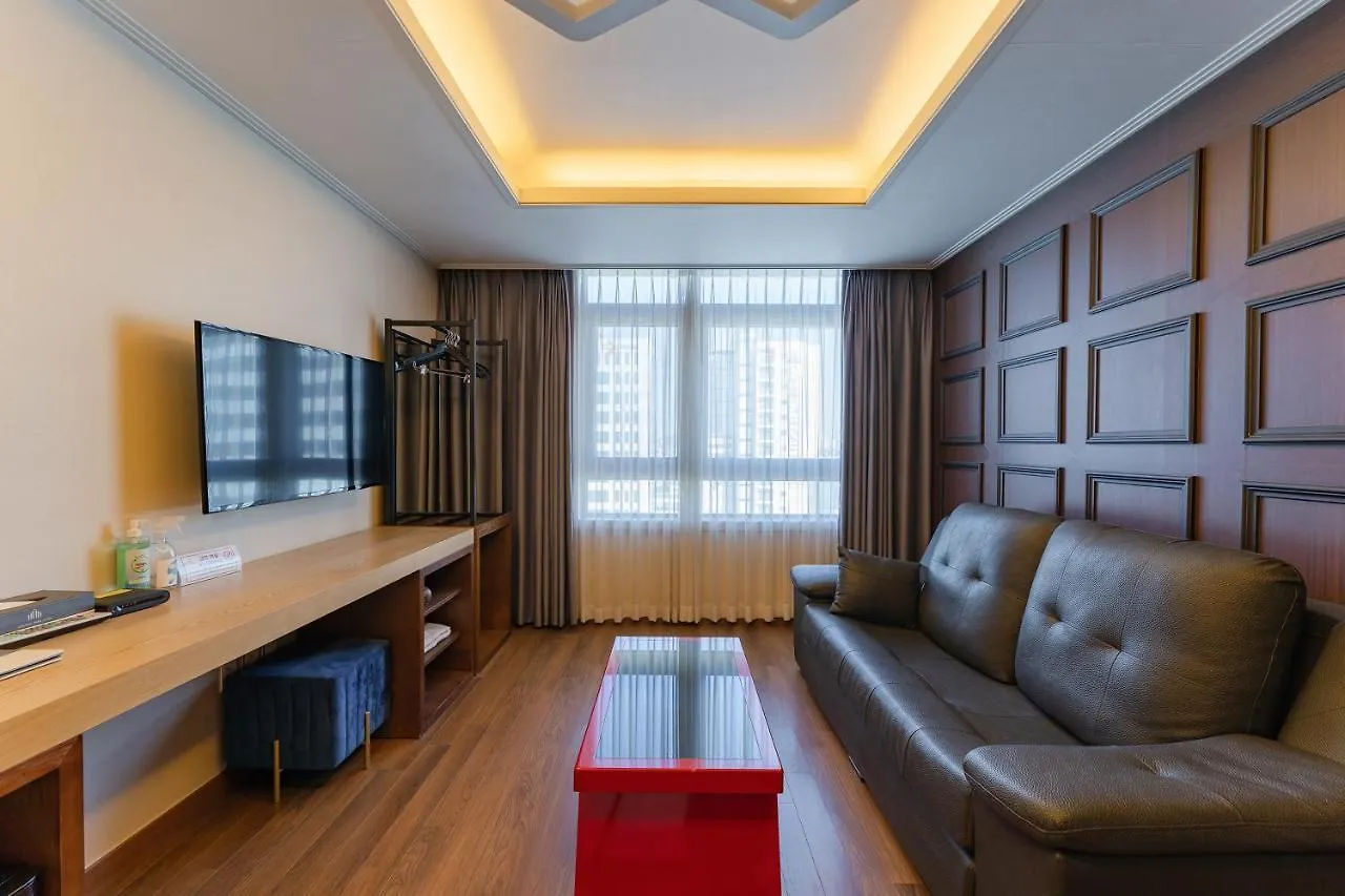 Central Park Hotel Busan 3*,